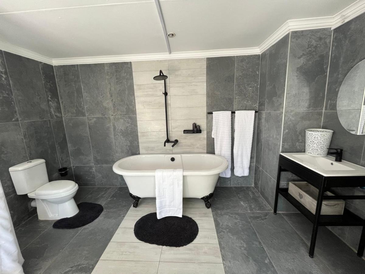 Fortune Wellness Clinic, & Homestay *